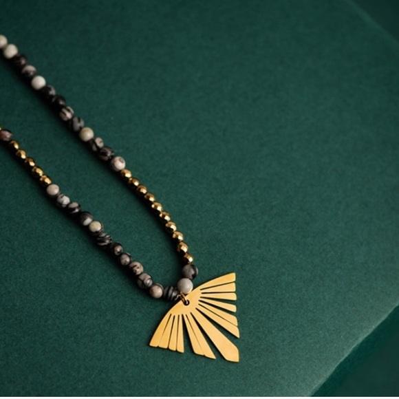 Golden Fall Leaf Charm Necklace with Howlite - Picture 7 of 7